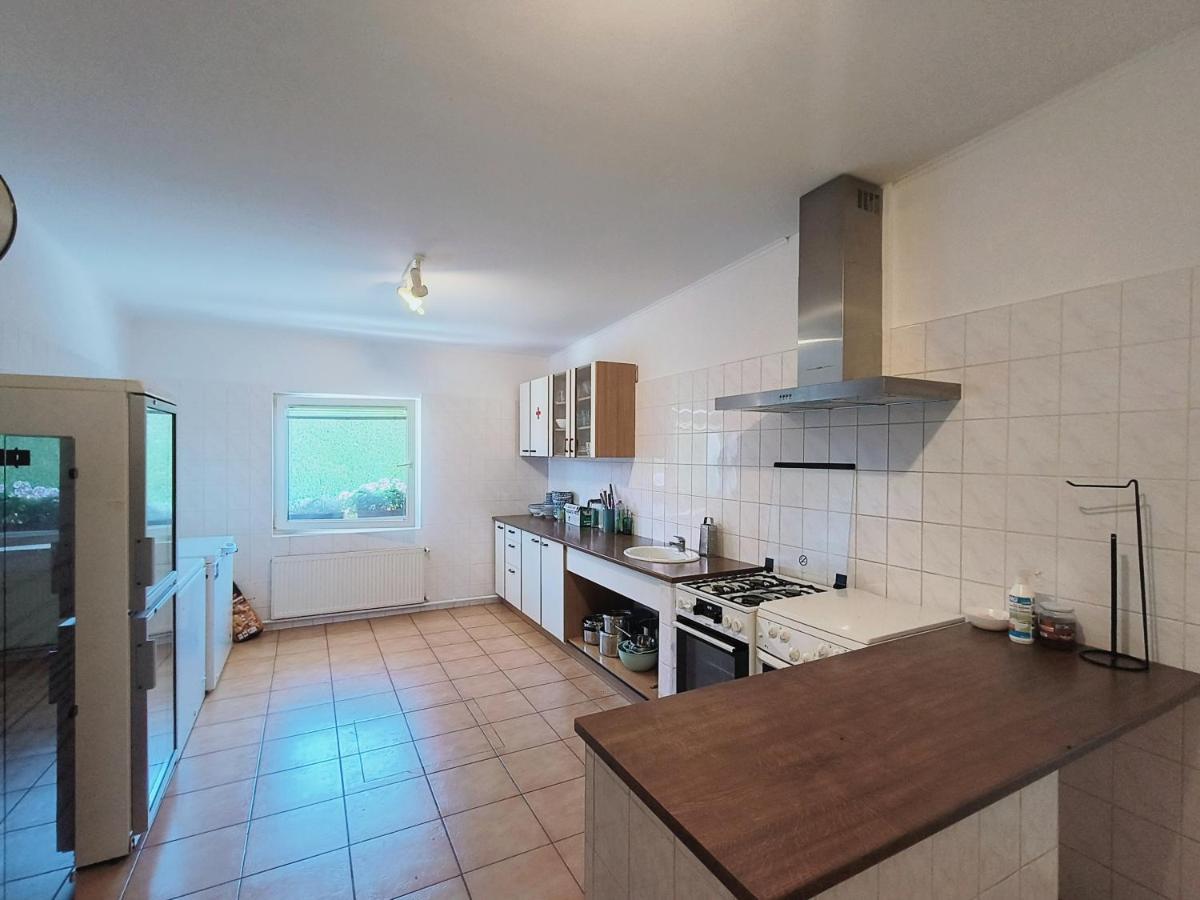 Cozy Room With Garden In Bratislava Exterior photo